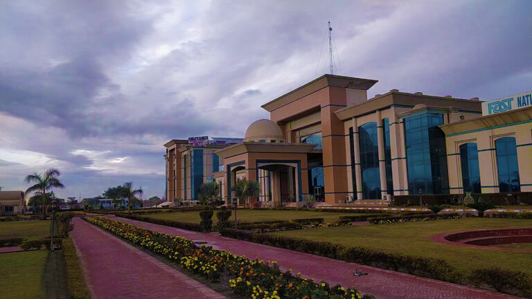 N.U – FAST Chiniot - Faisalabad Campus